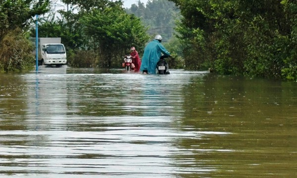 Đà Nẵng, Quảng Ngãi ứng phó nguy cơ lũ chồng lũ