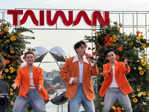 Đài Loan công bố Đại sứ du lịch trên du thuyền sông Sài Gòn