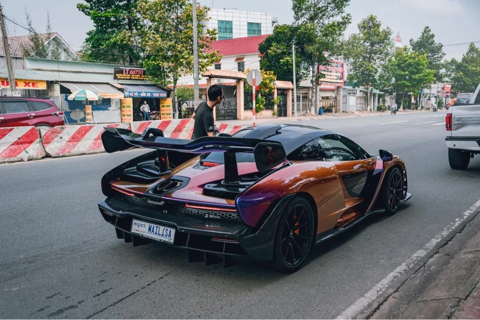 Dàn xe trăm tỷ của đại gia thẩm mỹ viện Mailisa Dàn xe trăm tỷ của đại gia thẩm mỹ viện Mailisa