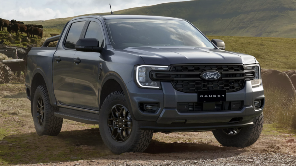 Đáp trả Toyota Hilux, Ford Ranger có bản nâng cấp bỏ động cơ tăng áp kép Đáp trả Toyota Hilux, Ford Ranger có bản nâng cấp bỏ động cơ tăng áp kép