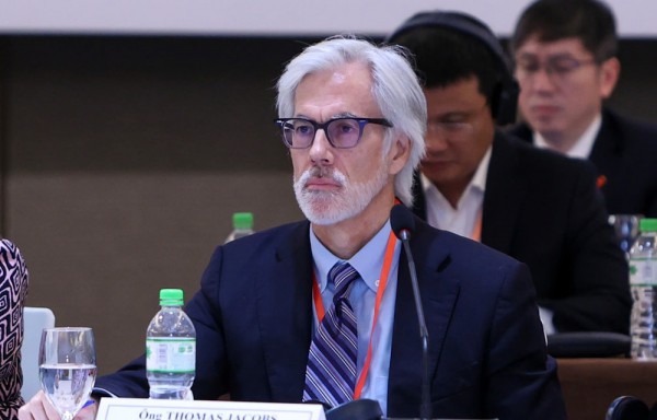 Đầu tư chiến lược cho tăng trưởng cao và bền vững