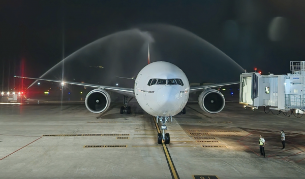 Dubai hút khách Việt, hãng hàng không tuyên bố đạt lợi nhuận kỷ lục Dubai hút khách Việt, hãng hàng không tuyên bố đạt lợi nhuận kỷ lục