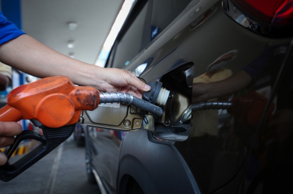 Giá xăng dầu hôm nay 8.11.2025: Tuần giảm gần 2%