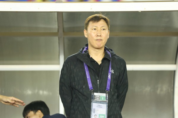 HLV Kim Sang-sik thở dài: ‘Đội tuyển Việt Nam đã phân tích kỹ Lào, vậy mà vẫn…’