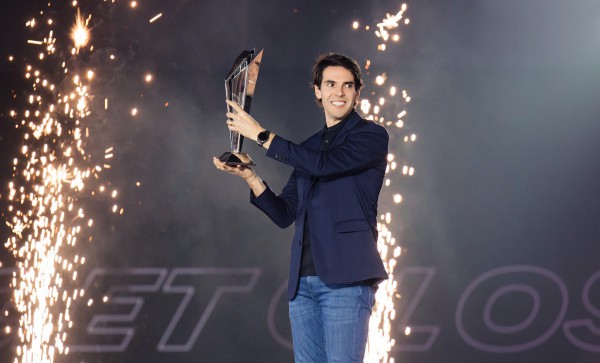 Kaka và Figo vinh danh nhà vô địch FC Pro Festival 2025