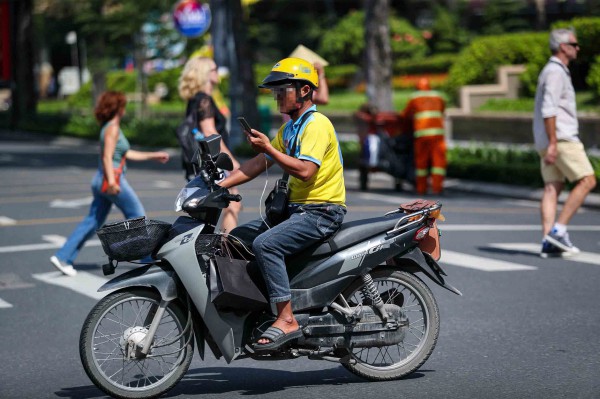 Kiến nghị khóa app tài xế, shipper vi phạm