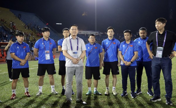 Lộ diện trưởng đoàn mát tay U.23 Việt Nam dự giải đấu cực hấp dẫn ở Trung Quốc