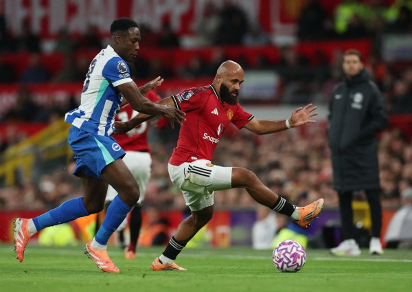 M.U 'đào vàng' tại sân Tottenham M.U 'đào vàng' tại sân Tottenham