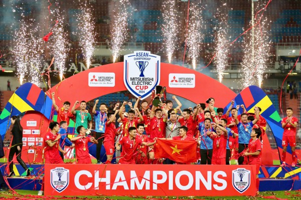 Mới: AFF Cup 2026 thay đổi lớn chuyển sang mùa hè, Việt Nam khó bảo vệ ngôi vương? Mới: AFF Cup 2026 thay đổi lớn chuyển sang mùa hè, Việt Nam khó bảo vệ ngôi vương?