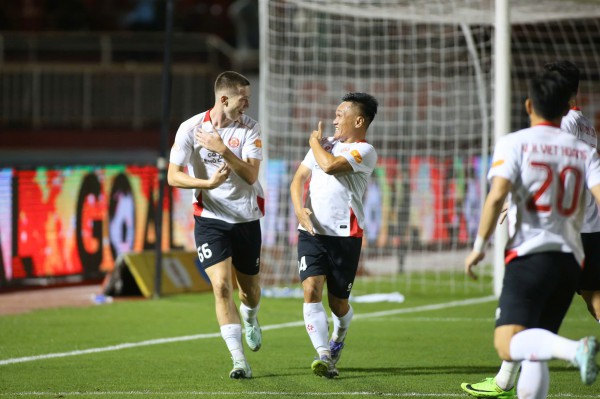 Ninh Bình ngược dòng khó tin, đánh bại đội CA TP.HCM: Hoàng Đức tuyệt hay, trận đấu cực đỉnh!