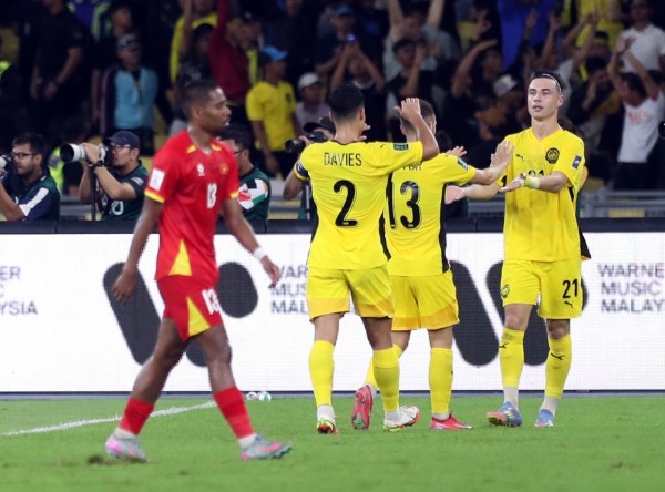 Nóng: FIFA đã hồi đáp FAM vụ nhập tịch lậu, AFC sẽ xử đội tuyển Việt Nam thắng Malaysia Nóng: FIFA đã hồi đáp FAM vụ nhập tịch lậu, AFC sẽ xử đội tuyển Việt Nam thắng Malaysia