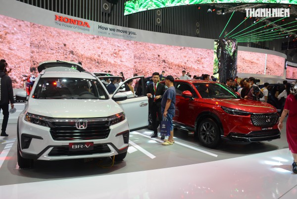 Ô tô nhập về Việt Nam 'hãm phanh', xe xuất xứ Thái Lan, Indonesia chiếm 65% Ô tô nhập về Việt Nam 'hãm phanh', xe xuất xứ Thái Lan, Indonesia chiếm 65%