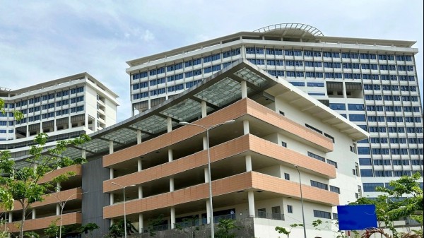 Phát triển bệnh viện lớn nhất TP.HCM thành trung tâm y tế chuyên sâu