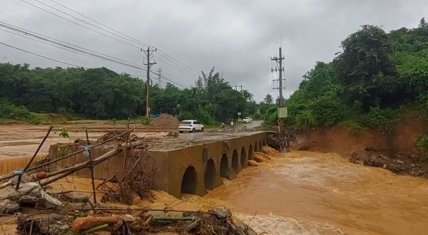 Quảng Trị: Yêu cầu chủ dự án điện gió tháo dỡ cầu tạm trong 10 ngày tới