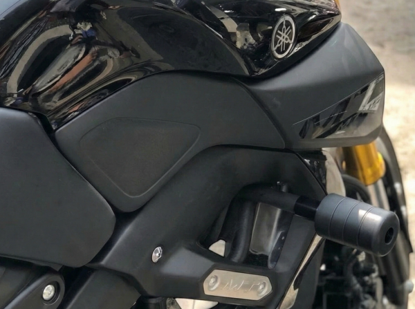 Rủi ro khi lắp gù chống đổ 'rởm' cho mô tô, xe máy