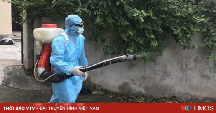 Sốt xuất huyết tại Hà Nội giảm nhưng vẫn ở mức cao điểm Sốt xuất huyết tại Hà Nội giảm nhưng vẫn ở mức cao điểm