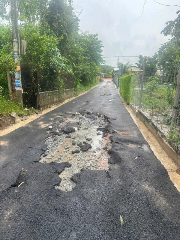 TP.HCM: Đường tiền tỉ mới làm xong đã hư hỏng, liệu có tiêu cực? TP.HCM: Đường tiền tỉ mới làm xong đã hư hỏng, liệu có tiêu cực?