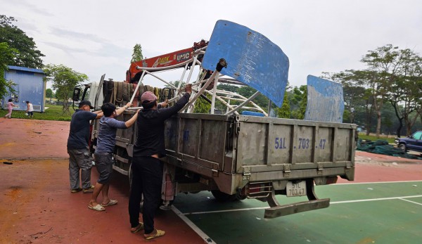 TP.HCM: Phường Bình Tân tháo dỡ sân tennis 2.800 m2 để làm nơi sinh hoạt cộng đồng