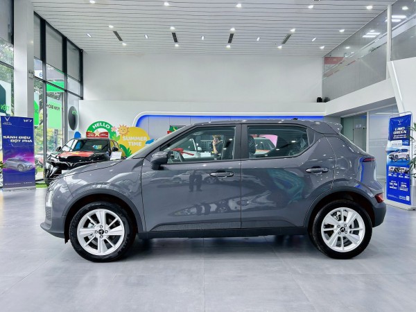 Tài chính tầm 550 triệu đồng, chọn KIA Sonet cũ hay VinFast VF 5 mới?