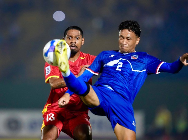 Thầy Kim lên phương án nóng, ‘nhặt sạn’ ở hai cánh đội tuyển Việt Nam