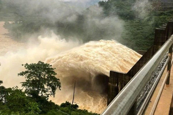 Thủy điện vi phạm điều tiết xả lũ 'có thể bị truy cứu trách nhiệm hình sự' Thủy điện vi phạm điều tiết xả lũ 'có thể bị truy cứu trách nhiệm hình sự'