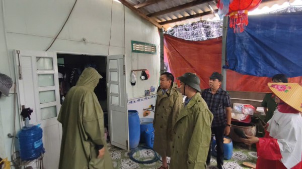 Ứng phó bão Kalmaegi: Đắk Lắk cấm người dân ra đường từ 16 giờ 30 ngày 6.11 Ứng phó bão Kalmaegi: Đắk Lắk cấm người dân ra đường từ 16 giờ 30 ngày 6.11