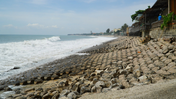 Ứng phó bão số 15: Lâm Đồng cấm tàu thuyền ra biển Ứng phó bão số 15: Lâm Đồng cấm tàu thuyền ra biển