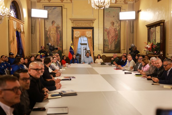 Venezuela phản ứng động thái của Mỹ, yêu cầu các hãng bay nối lại chuyến