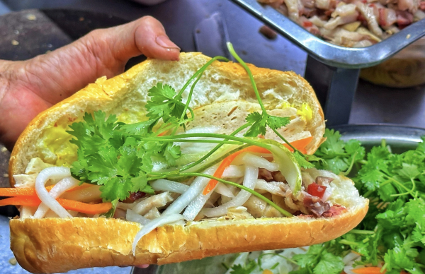 Vì sao pate trong bánh mì dễ nhiễm Salmonella? Lý do bà nội trợ cần lưu ý