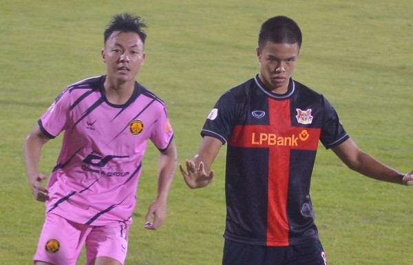 Việt kiều Thành Trung sẽ giúp U.23 Việt Nam mạnh hơn: Phải vô địch SEA Games