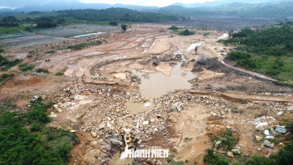 Vỡ hồ chứa nước ở Tuy Phong: Cận cảnh 'ao chứa' rộng tới 18 ha