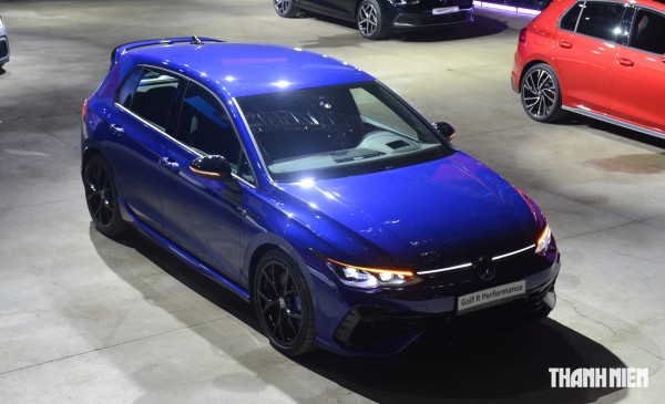 Volkswagen Golf R Performance phiên bản 'vạn người mê', giá gần 1,9 tỉ có gì khác biệt?