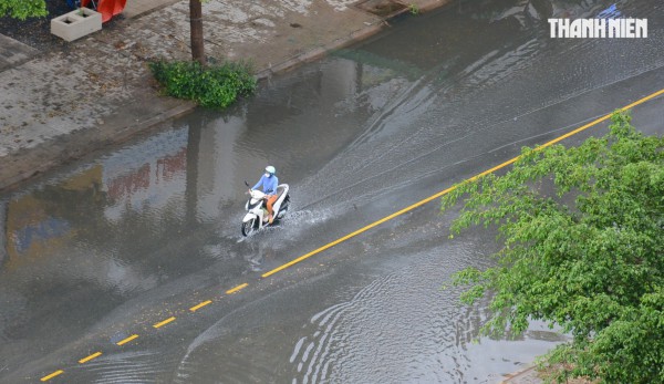 Xe máy bị ngập nước, vì sao cần thiết phải thay dầu phanh?