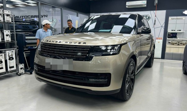 Xe sang Land Rover bị... hôi xăng, người dùng tố nhà phân phối 'phủi' trách nhiệm Xe sang Land Rover bị... hôi xăng, người dùng tố nhà phân phối 'phủi' trách nhiệm