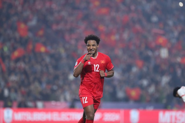 Xuân Son cả năm nghỉ thi đấu: Trở lại sút tung lưới đội tuyển Lào, tại sao không?