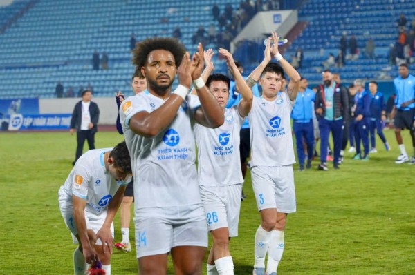 Xuân Son chơi hay trong ngày tái xuất tại Thiên Trường