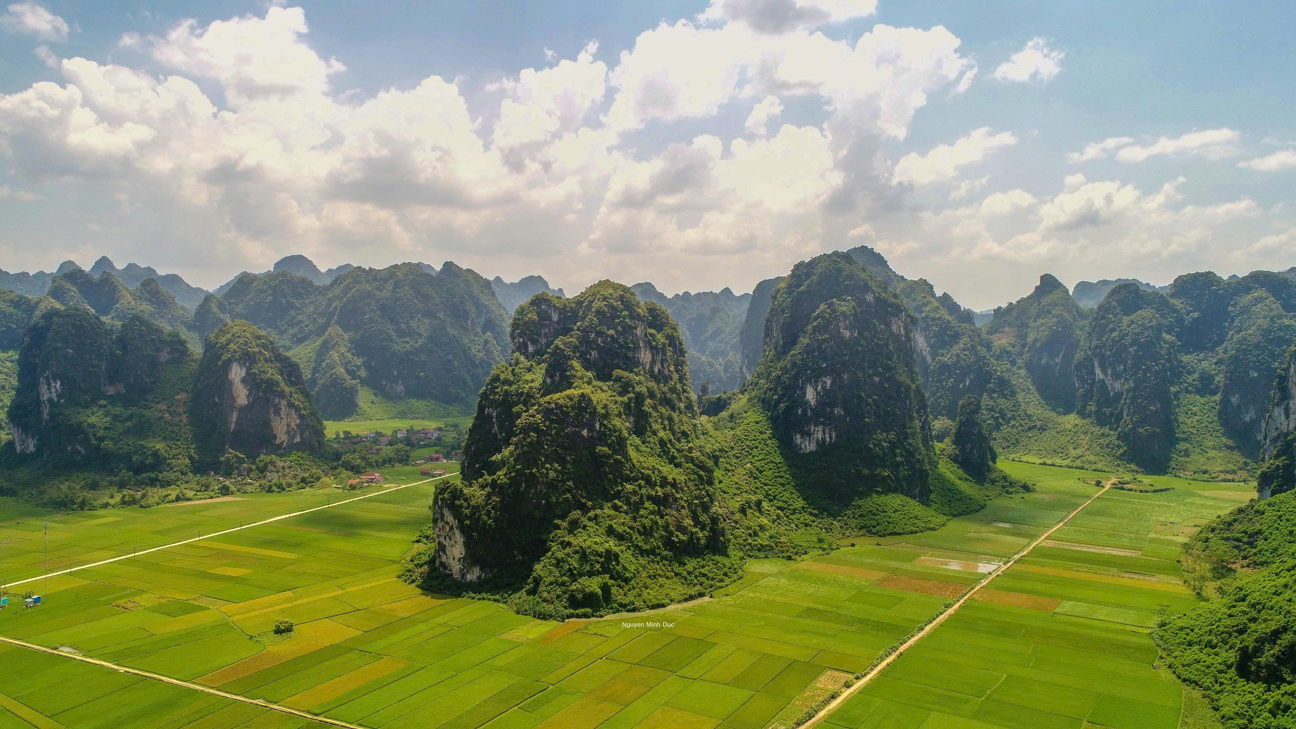 Hữu Liên (Lạng Sơn): Nơi núi đá, cánh đồng và văn hóa Tày - Nùng hòa quyện- Ảnh 1. Hữu Liên (Lạng Sơn): Nơi núi đá, cánh đồng và văn hóa Tày - Nùng hòa quyện- Ảnh 1.