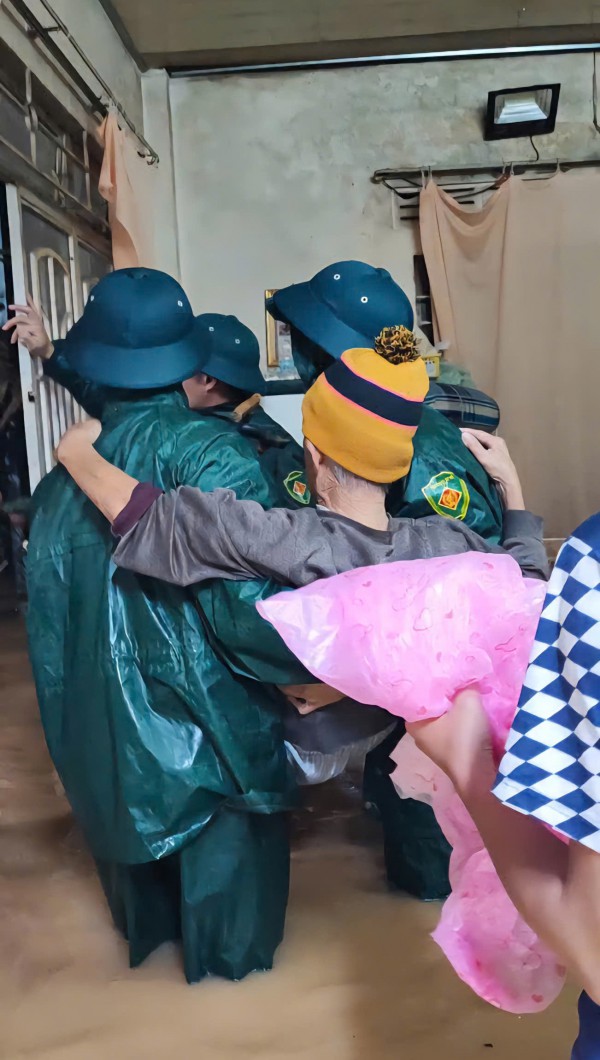 Mưa lớn lại sạt lở đèo Mimosa và các đèo, gây ngập lụt nặng nhiều nơi