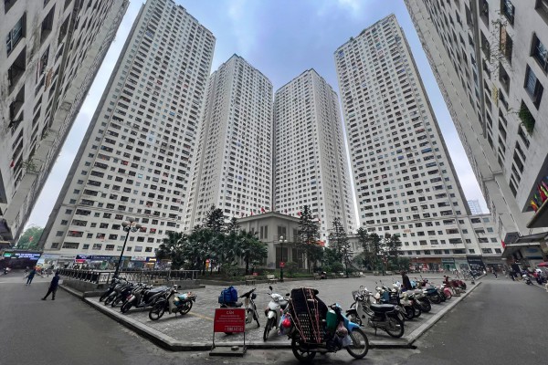 Khu chung cư đông dân nhất Hà Nội không nhận trông xe máy điện