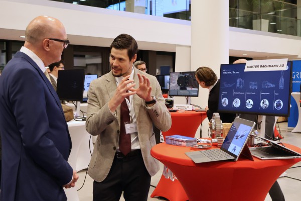 Lo ngại về an ninh, Thụy Sĩ sửa luật xuất khẩu vũ khí