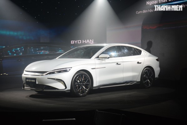 Ô tô điện phát ra sóng điện từ thấp hơn xe động cơ đốt trong