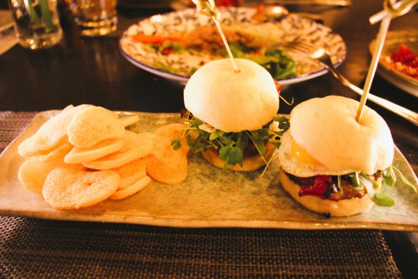 Đầu bếp gốc Việt chinh phục Las Vegas: 'Con cừu đen' thành niềm tự hào ẩm thực