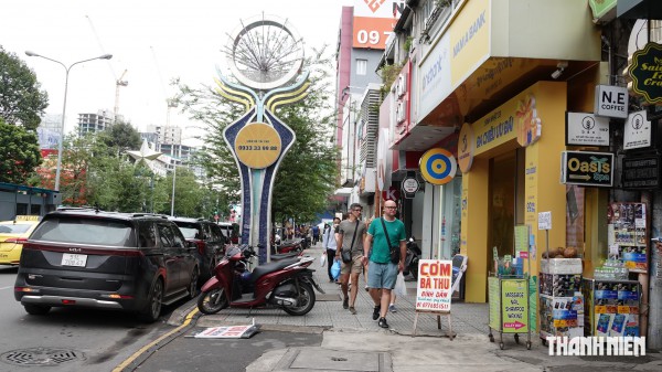 TP.HCM chờ sửa nghị định mới tiếp tục đề án thu phí vỉa hè