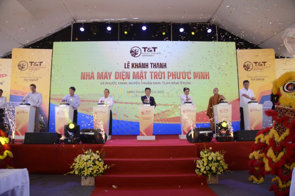 Khát vọng tạo giá trị bền vững từ năng lượng tái tạo của Bầu Hiển