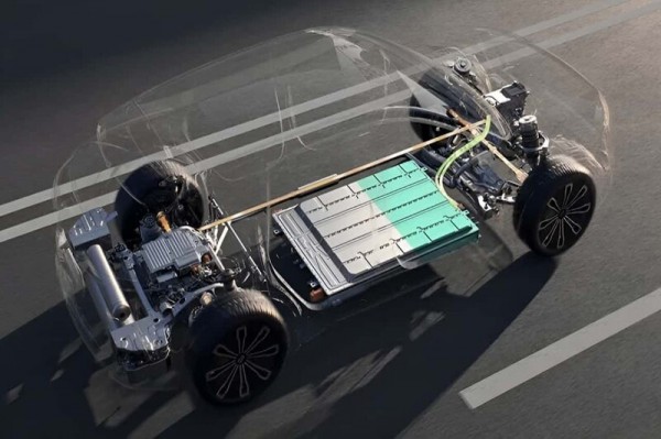 BMW và lựa chọn EREV: Chiến lược “vừa điện vừa xăng” cho giai đoạn chuyển tiếp