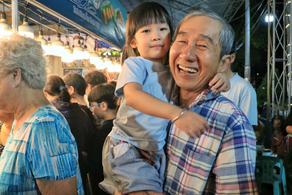 TP.HCM tối nay: 'Biển người' đổ về lễ hội ẩm thực ở ngôi chợ trăm tuổi