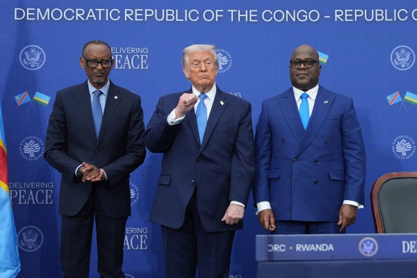 Giao tranh tái bùng phát tại Congo ngay sau thỏa thuận hòa bình của ông Trump Giao tranh tái bùng phát tại Congo ngay sau thỏa thuận hòa bình của ông Trump