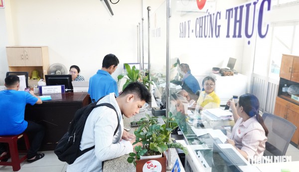 TP.HCM điều động công chức quy mô lớn TP.HCM điều động công chức quy mô lớn