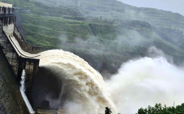 Bí thư Thành ủy Đà Nẵng: Dư luận đặc biệt quan tâm đến quy trình xả lũ của thủy điện Bí thư Thành ủy Đà Nẵng: Dư luận đặc biệt quan tâm đến quy trình xả lũ của thủy điện