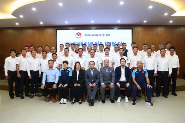 Kiểm tra thể lực trọng tài, VFF cho ‘khởi tranh’ lớp tập huấn rất quan trọng Kiểm tra thể lực trọng tài, VFF cho ‘khởi tranh’ lớp tập huấn rất quan trọng